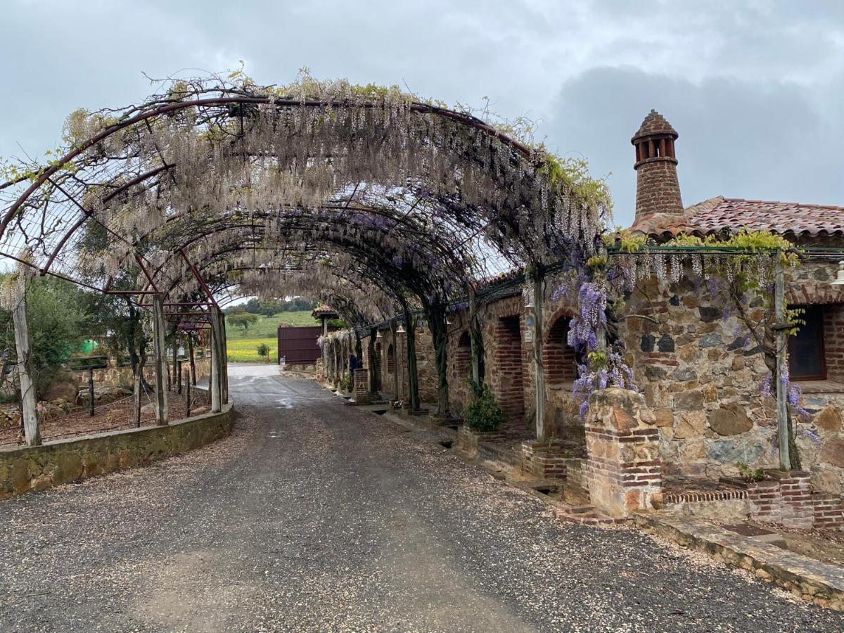 Casas Rurales Monasterio De Rocamador Almendral Exteriér fotografie